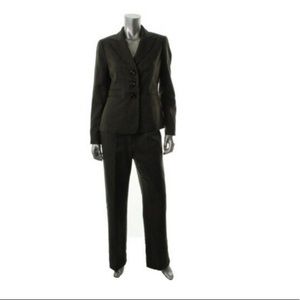 Evan Picone Herringbone Long Sleeves Pant Suit